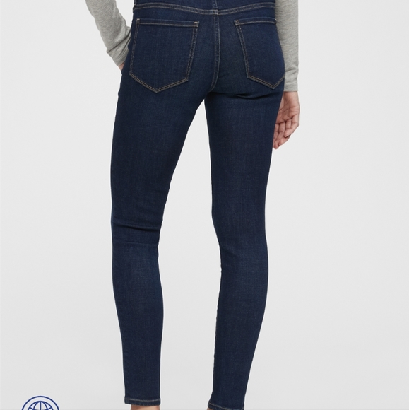 NWOT Gap Dark Wash Skinny Jeans - Picture 2 of 6